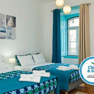 Family Private Bathroom Twin Room